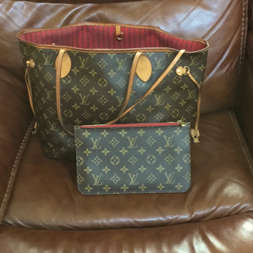 Authentic Louis Vuitton Neverfull MM
